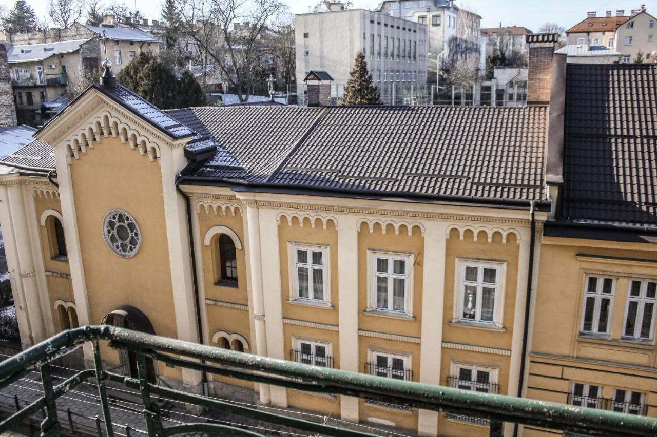 Dimitris Apartment Lviv Ngoại thất bức ảnh