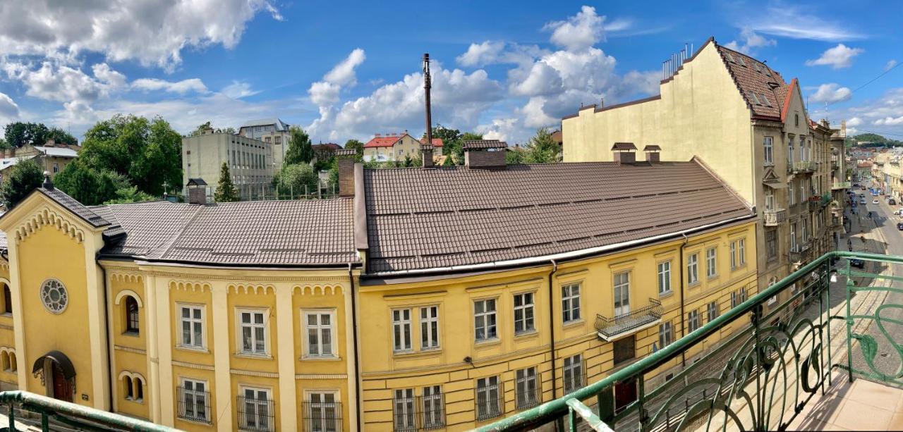 Dimitris Apartment Lviv Ngoại thất bức ảnh