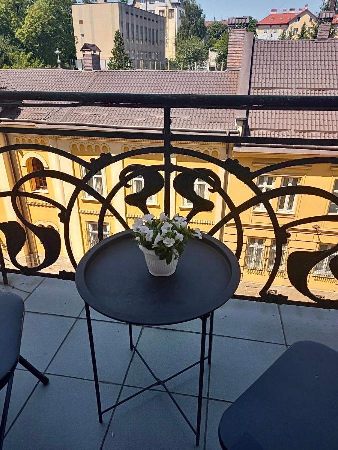Dimitris Apartment Lviv Ngoại thất bức ảnh